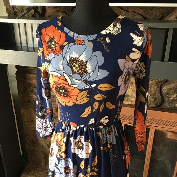 GORGEOUS Floral Maxi Dress - Sweet Salt - Picture 3 of 7